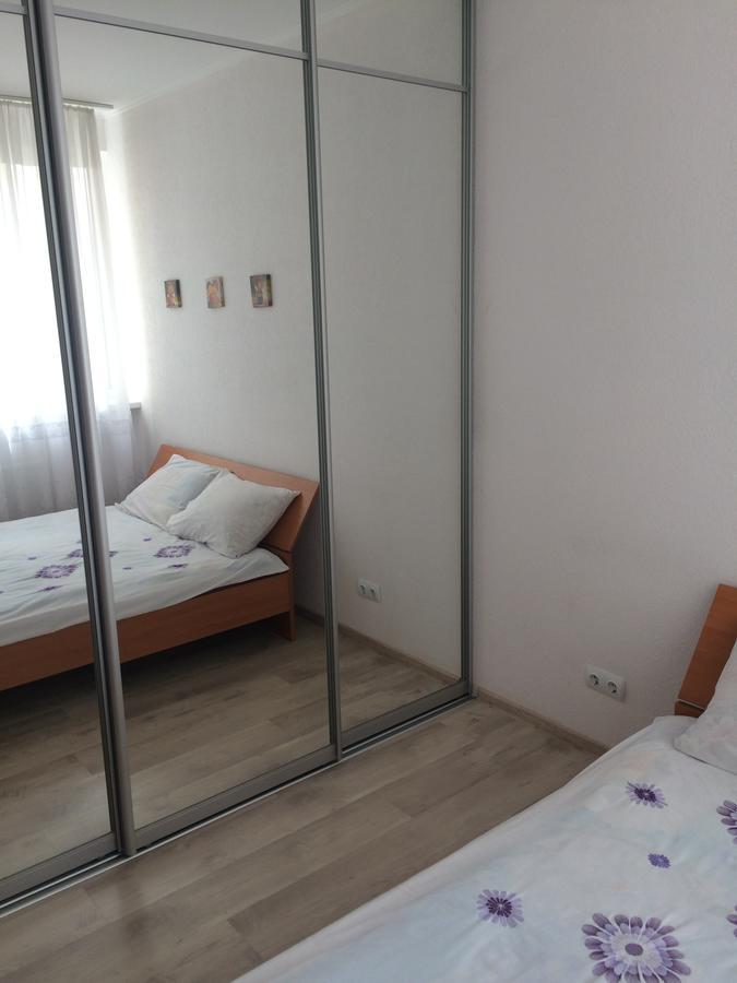 Cozy Apartment Near The Airport "Kyiv" Exterior photo